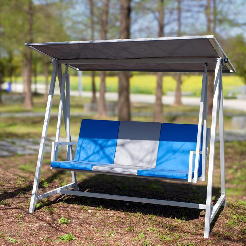 Sturdy Frame Iron Slatted Seat Outdoor Recreation 3 Seat Porch Swing